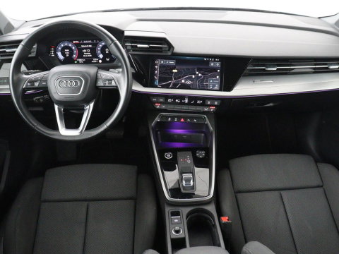 Audi A3 30 TFSI Advanced edition | Stoelverwarming | Matrix LED | Adaptive cruise | Camera | Park Assist | Elektrische stoel | Carplay | Sportstoelen | Navigatie | Virtual Cockpit | Climate control | Audi Sound