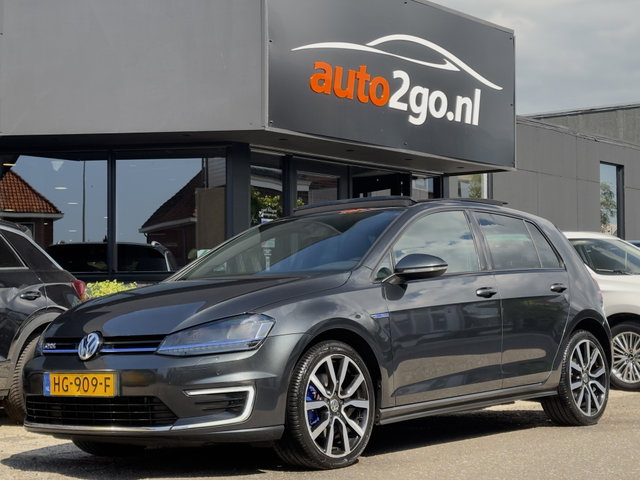 Volkswagen Golf - 1.4 TSI AUT6 GTE PANODAK SPORT-INT NAVI PARKPILOT LED LMV PDC