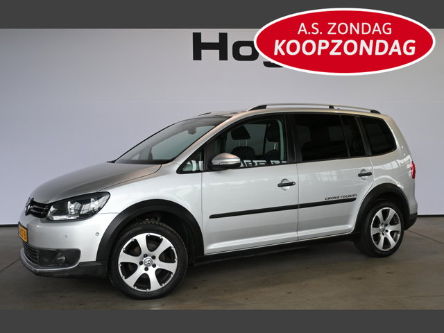 Volkswagen Touran - 1.4 TSI Cross Climate control Trekhaak Cruise control PDC Inruil Mogelijk!