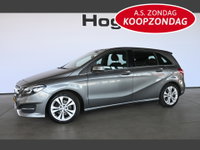 Mercedes-Benz B-Klasse - 180 Ambition Automaat Cruise Airco Navigatie Trekhaak Panoramdak 1e Eigenaar Inruil Mogelijk!