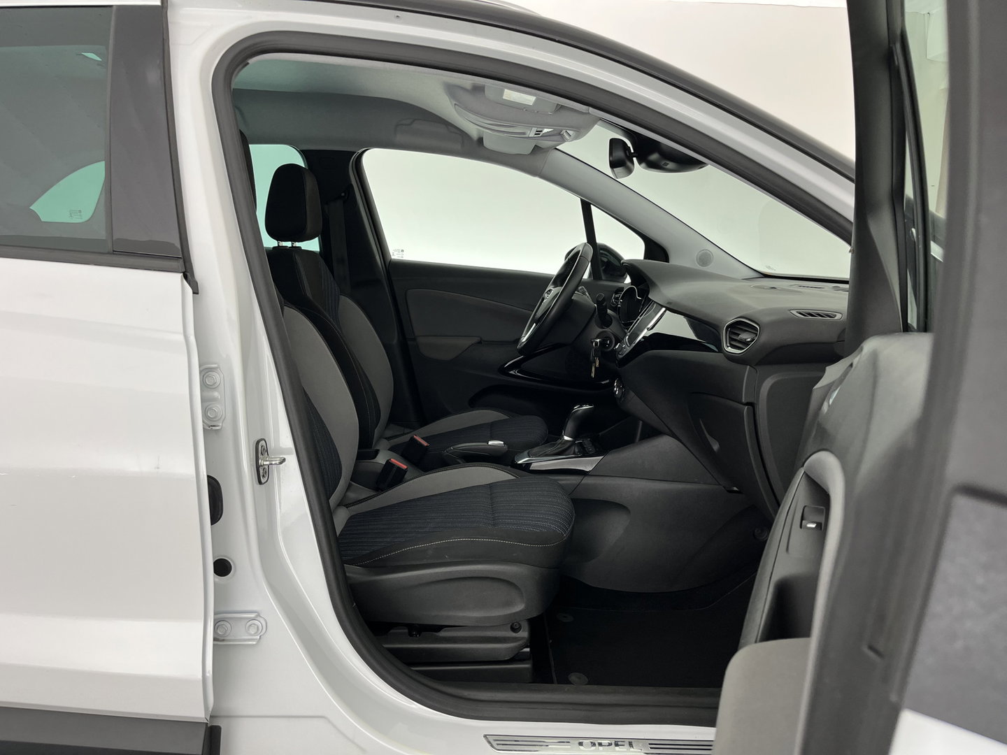 Opel Crossland X 1.2 Turbo 120 Jaar Edition Aut. *FULL-LED | NAVI-FULLMAP | CAMERA | PRIVACY-GLASS | COMFORT-SEATS | ECC | PDC | CRUISE | 16''ALU | TOWBAR*