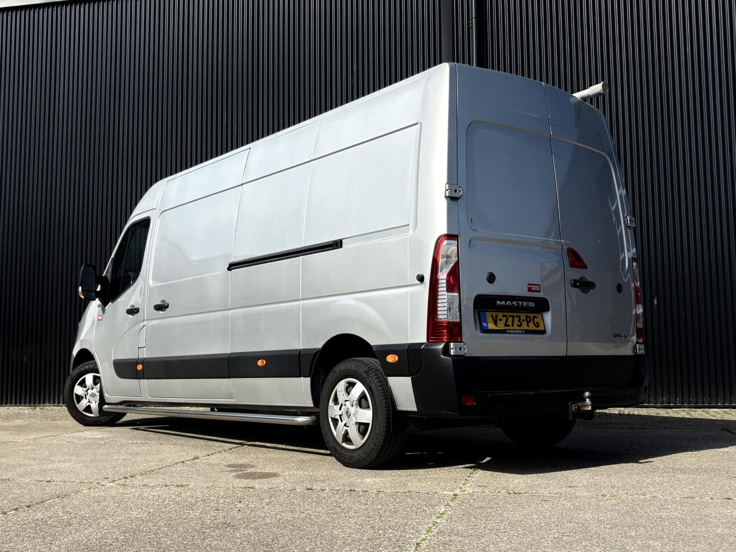 Renault Master 2.3 dCi L3H3 | MARGE | CAMERA | ZEER NETTE BUS | LAADRUIMTE BEKLEED | 2X schuifdeur