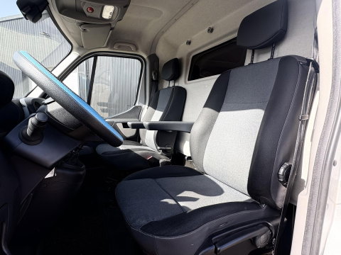 Renault Master 2.3 dCi L3H3 | MARGE | CAMERA | ZEER NETTE BUS | LAADRUIMTE BEKLEED | 2X schuifdeur