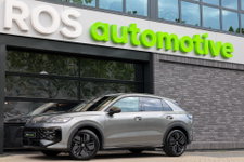 Volkswagen T-Roc - 1.5 eTsi R-Line First Edition | NIEUW MODEL | BTW | CAMERA | ELEK.TREKHAAK | ACC | STUURVERWARMING |