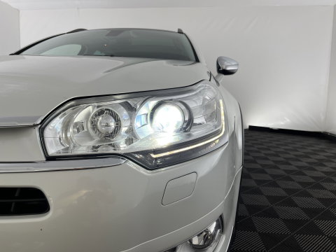 Citroën C5 CrossTourer 2.2 HDi Exclusive Aut. *PANO | LEATHER | XENON | MEMORY-PACK | CAMERA | JBL-SOUND | NAVI-FULLMAP | COMFORTSEATS | PRIVACY-GLASS | ECC | PDC | CRUISE | TOWBAR | 18''ALU*