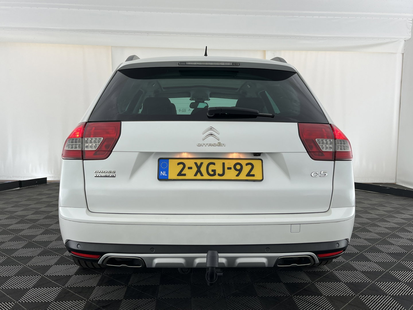 Citroën C5 CrossTourer 2.2 HDi Exclusive Aut. *PANO | LEATHER | XENON | MEMORY-PACK | CAMERA | JBL-SOUND | NAVI-FULLMAP | COMFORTSEATS | PRIVACY-GLASS | ECC | PDC | CRUISE | TOWBAR | 18''ALU*