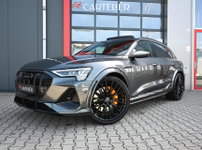 Audi e-tron - S quattro 95 kWh | 503PK | B&O | 360 | Pano | Keyless | Alcantara | Ambient+ | Memory | Matrix Led | Digital Dash | 23'' | ACC | Cruise | Lane Assist | Carplay / Android Auto | Luchtvering | 4x4 | Daytona Grey