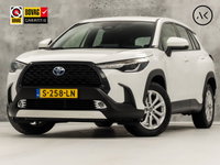 Toyota Corolla Cross - 2.0 High Power Hybrid Sport 197Pk Automaat (VIRTUAL COCKPIT, APPLE CARPLAY, CAMERA, LEDER, SPORTSTOELEN, KEYLESS, ADAPTIVE CRUISE, NIEUWSTAAT)