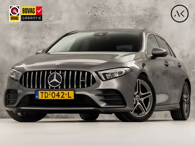 Mercedes-Benz A-Klasse - 200 AMG Sport 163Pk Automaat (GROOT NAVI, SFEERVERLICHTING, CAMERA, LEDER, STOELVERWARMING, SPORTSTOELEN, GETINT GLAS, LANE ASSIST, NIEUWE APK, NIEUWSTAAT)