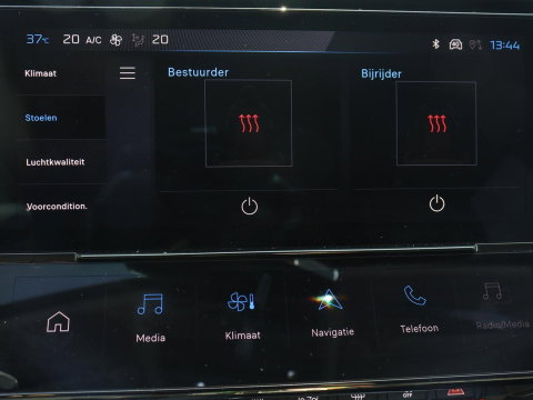 Peugeot 308 1.6 HYbrid 180 Allure Pack Business | SOH 92,4% | Stoelverwarming | Adaptive cruise | Carplay | Half leder | Navigatie | Camera | keyless | Full LED | PHEV | Plug In