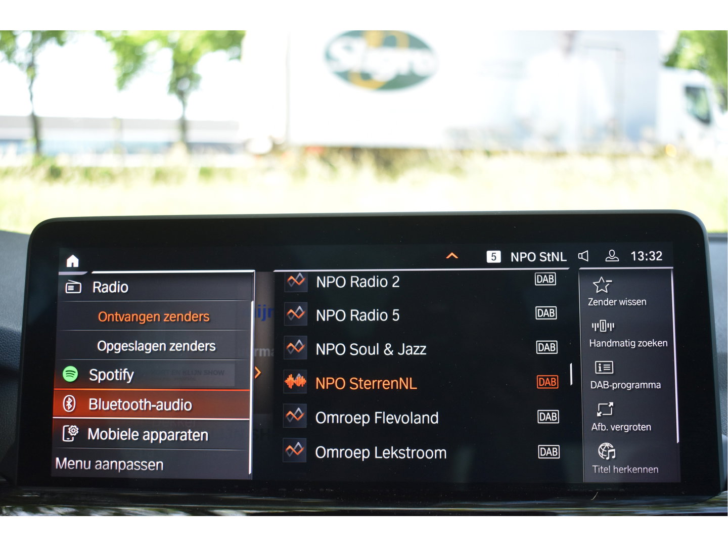BMW X3 xDrive30e Business Edition Plus 292 pk | Elekt.trekhaak | Open dak | Keyless | 360 gr.camera | Leder | Carplay | Z+W banden