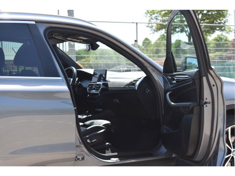 BMW X3 xDrive30e Business Edition Plus 292 pk | Elekt.trekhaak | Open dak | Keyless | 360 gr.camera | Leder | Carplay | Z+W banden