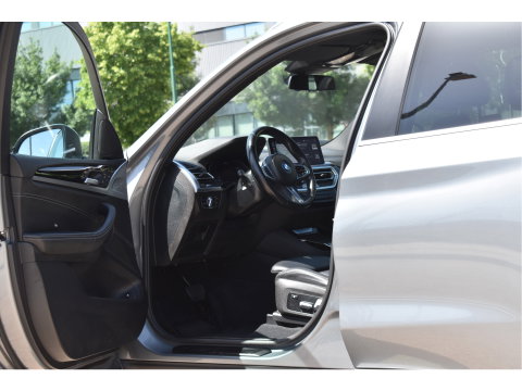 BMW X3 xDrive30e Business Edition Plus 292 pk | Elekt.trekhaak | Open dak | Keyless | 360 gr.camera | Leder | Carplay | Z+W banden