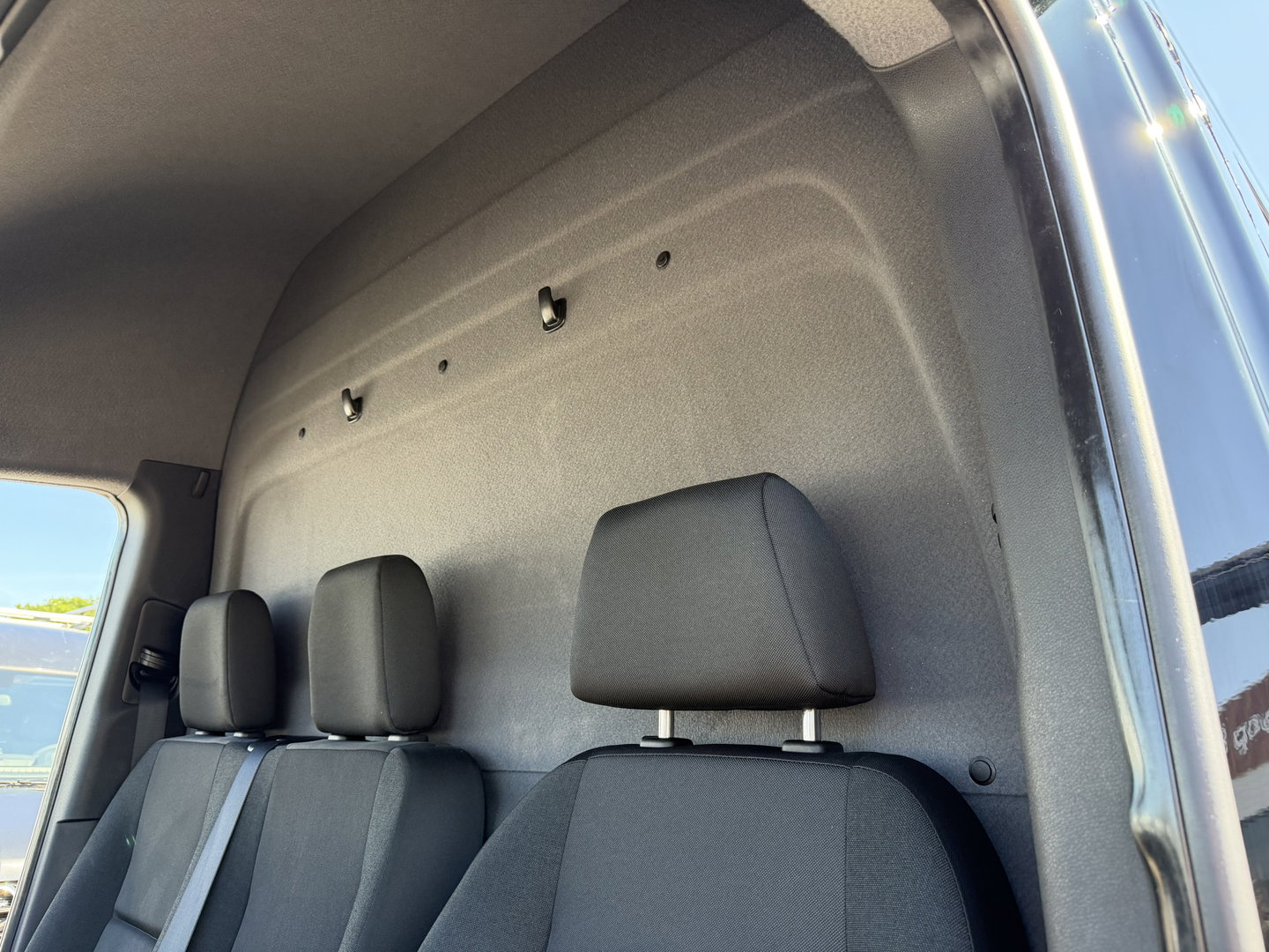 Mercedes-Benz Sprinter 314 2.2 CDI autmaat L1H2 zwart / euro 6 / bpm vij / vaste prijs rijklaar € 23.950 ex btw / lease vanaf € 391 / cruise en climate control / achteruit camera / navigatie
