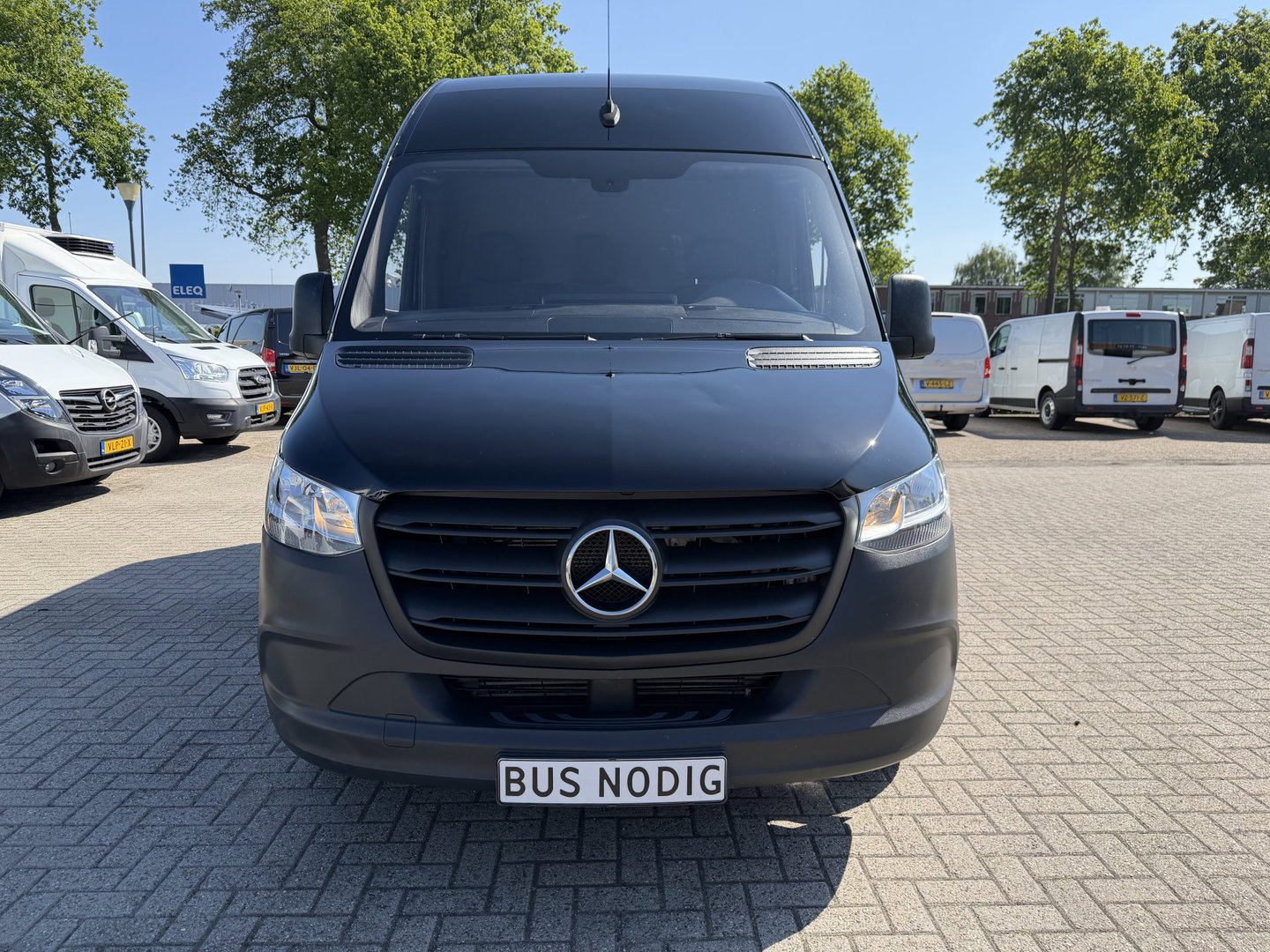 Mercedes-Benz Sprinter 314 2.2 CDI autmaat L1H2 zwart / euro 6 / bpm vij / vaste prijs rijklaar € 23.950 ex btw / lease vanaf € 391 / cruise en climate control / achteruit camera / navigatie