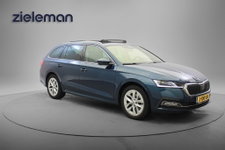 Škoda Octavia - Combi 1.5 TSI First Edition - Panorama, Digitaal Cockpit, Carplay, Stoelverw. Trekhaak