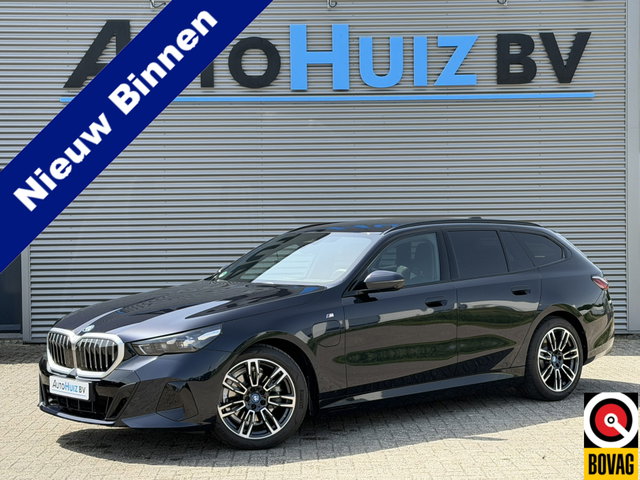 BMW 5 Serie - Touring 530e M Sport LED Harman-Kardon Sound Head-Up Display Carplay