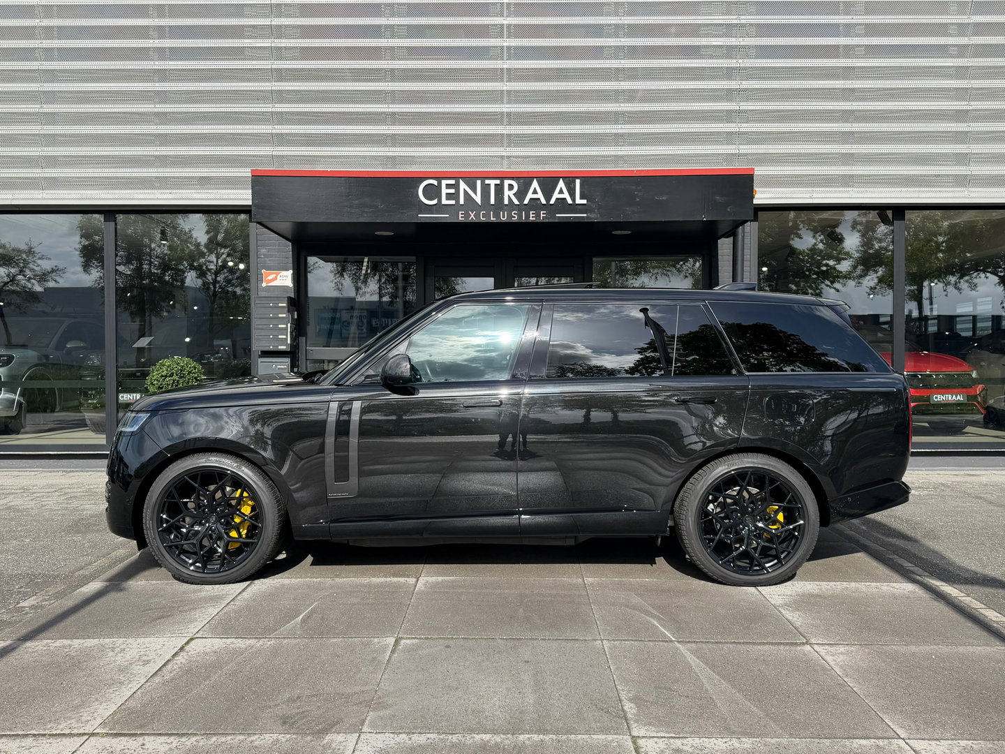 Land Rover Range Rover 3.0 P460e LWB Urban Autobiography Pano|Massage|Meridian|Keyless