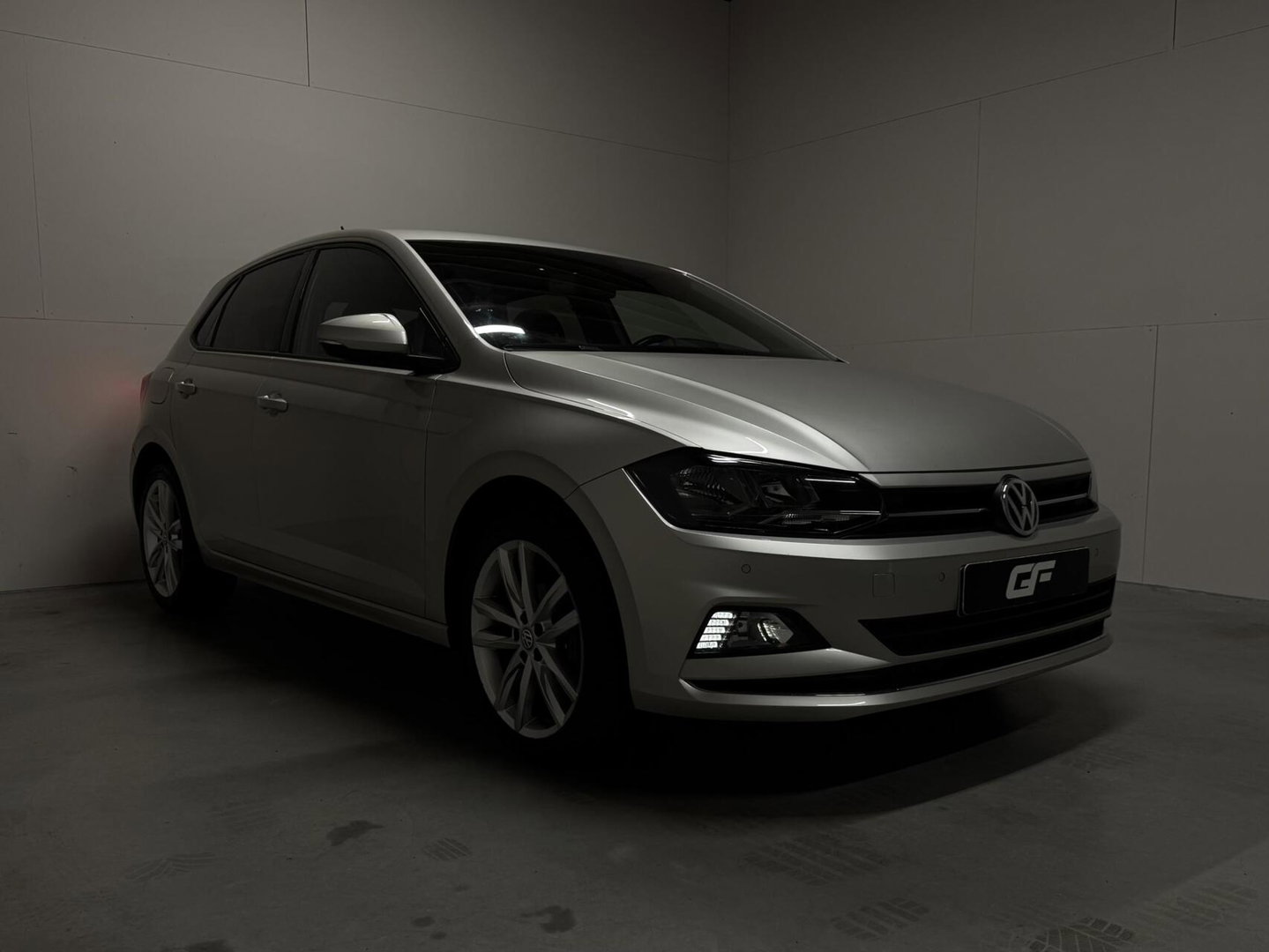 Volkswagen Polo 1.0 TSI Highline DSG Carplay ACC Clima NAP