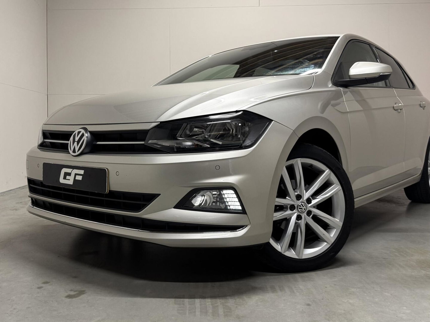 Volkswagen Polo 1.0 TSI Highline DSG Carplay ACC Clima NAP