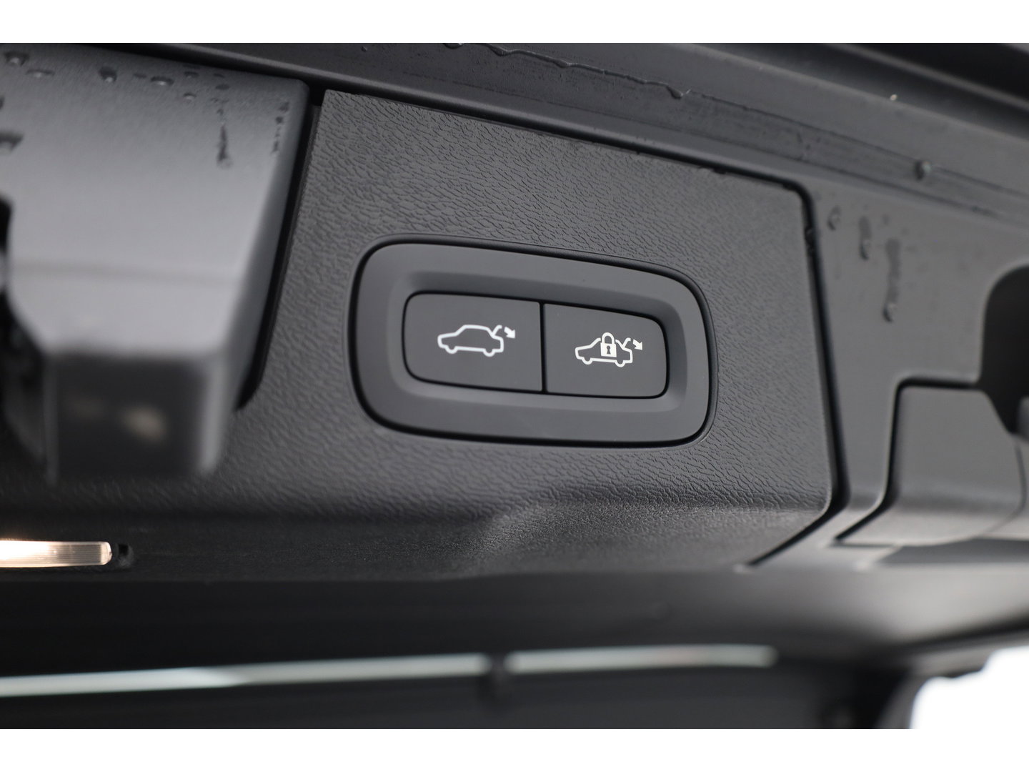 Volvo XC60 2.0 T8 Plug-in-hybrid AWD Polestar Engineered | Öhlins |Bowers & Wilkins | Trekhaak | alarm | 360 camera |  gelaagd glas |