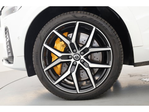 Volvo XC60 2.0 T8 Plug-in-hybrid AWD Polestar Engineered | Öhlins |Bowers & Wilkins | Trekhaak | alarm | 360 camera |  gelaagd glas |