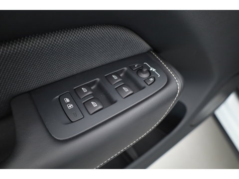 Volvo XC60 2.0 T8 Plug-in-hybrid AWD Polestar Engineered | Öhlins |Bowers & Wilkins | Trekhaak | alarm | 360 camera |  gelaagd glas |