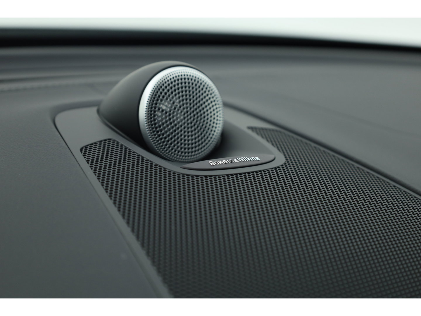 Volvo XC60 2.0 T8 Plug-in-hybrid AWD Polestar Engineered | Öhlins |Bowers & Wilkins | Trekhaak | alarm | 360 camera |  gelaagd glas |