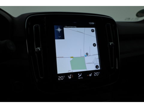 Volvo XC40 1.5 T4 Plug-in hybrid Plus Dark | Facelift | 360 camera | ACC | Blis | Elek. stoelen | H&K Audio