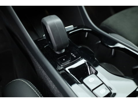Volvo XC40 1.5 T4 Plug-in hybrid Plus Dark | Facelift | 360 camera | ACC | Blis | Elek. stoelen | H&K Audio