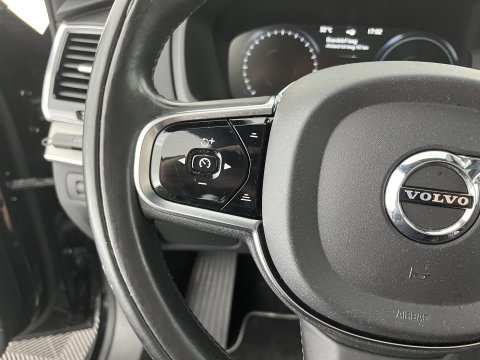 Volvo XC90 2.0 T8 Twin Engine AWD R-Design [ 7-Pers. ] Aut. *PANO | LEATHER | FULL-LED | MEMORY-PACK | BOWERS&WILKINS | BLINDSPOT | KEYLESS | DIGI-COCKPIT | CAMERA | NAVI-FULLMAP | HEATED-SPORTSEATS | TOWBAR | 20''ALU*