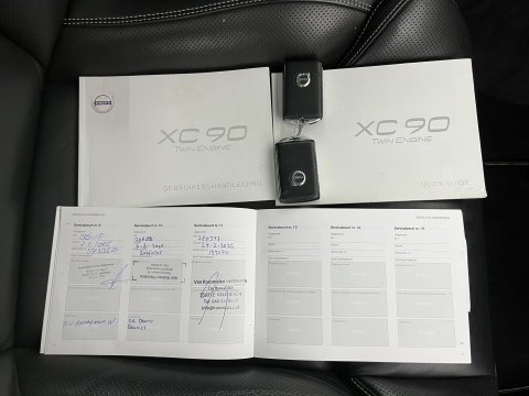 Volvo XC90 2.0 T8 Twin Engine AWD R-Design [ 7-Pers. ] Aut. *PANO | LEATHER | FULL-LED | MEMORY-PACK | BOWERS&WILKINS | BLINDSPOT | KEYLESS | DIGI-COCKPIT | CAMERA | NAVI-FULLMAP | HEATED-SPORTSEATS | TOWBAR | 20''ALU*