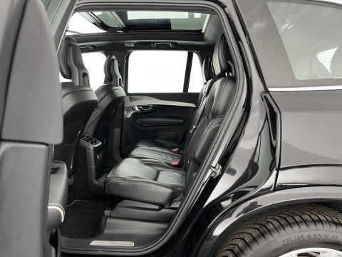 Volvo XC90 2.0 T8 Twin Engine AWD R-Design [ 7-Pers. ] Aut. *PANO | LEATHER | FULL-LED | MEMORY-PACK | BOWERS&WILKINS | BLINDSPOT | KEYLESS | DIGI-COCKPIT | CAMERA | NAVI-FULLMAP | HEATED-SPORTSEATS | TOWBAR | 20''ALU*