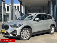 BMW X1 - sDrive20i Executive Edition | AUTOMAAT | TREKHAAK | HEAD-UP DISPLAY | NAVI XL | CRUISE CONTROL | PDC | LMV | CLIMATE CONTROL | BLUETOOTH | LED | DAB | ELEKTR. ACHTERKLEP