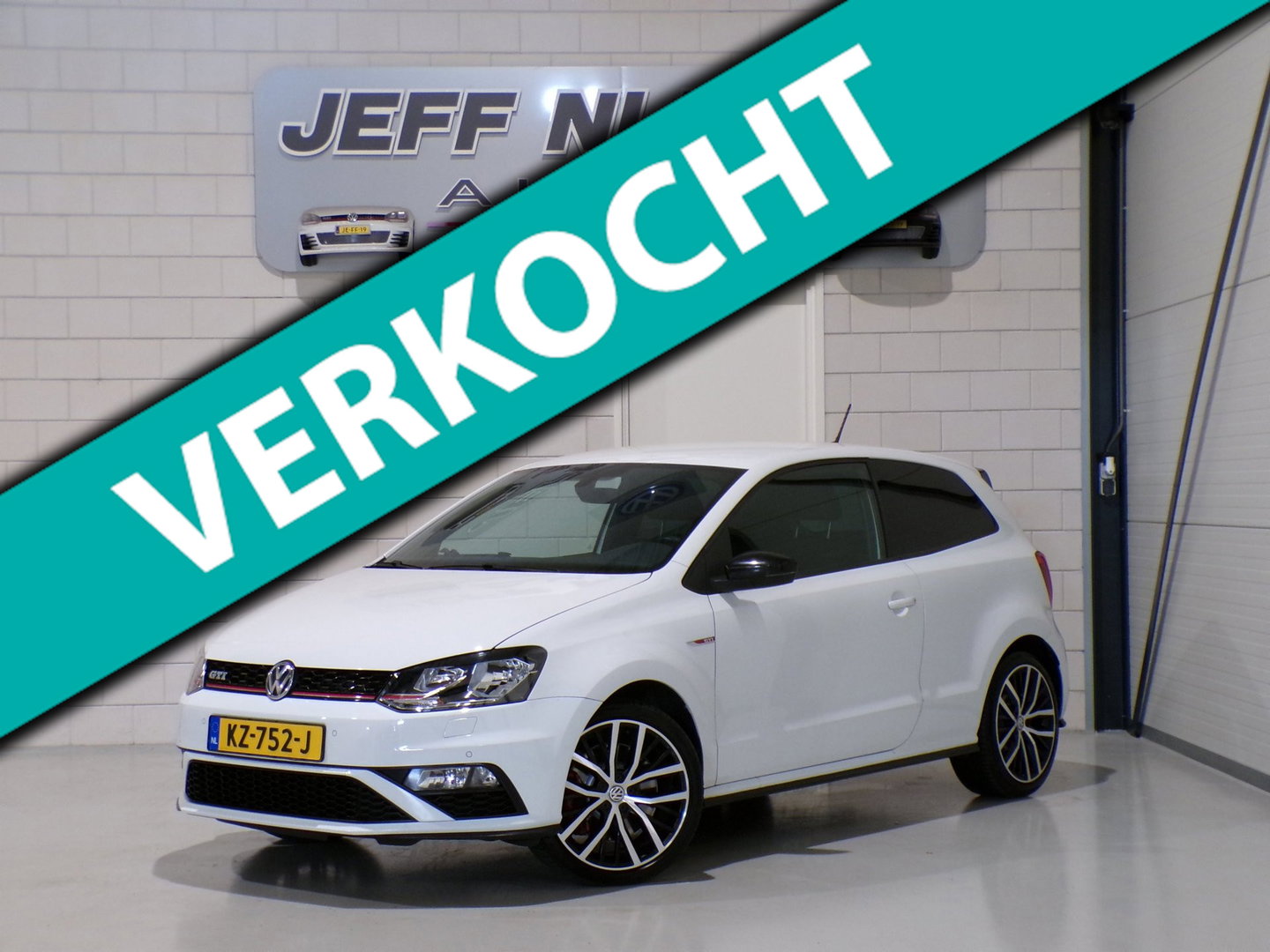 Volkswagen Polo 1.8 TSI GTI "nieuwstaat!" Apple-Carplay Stoelverwarming Parkeersensoren Navigatie Bluetooth Sport-onderstel