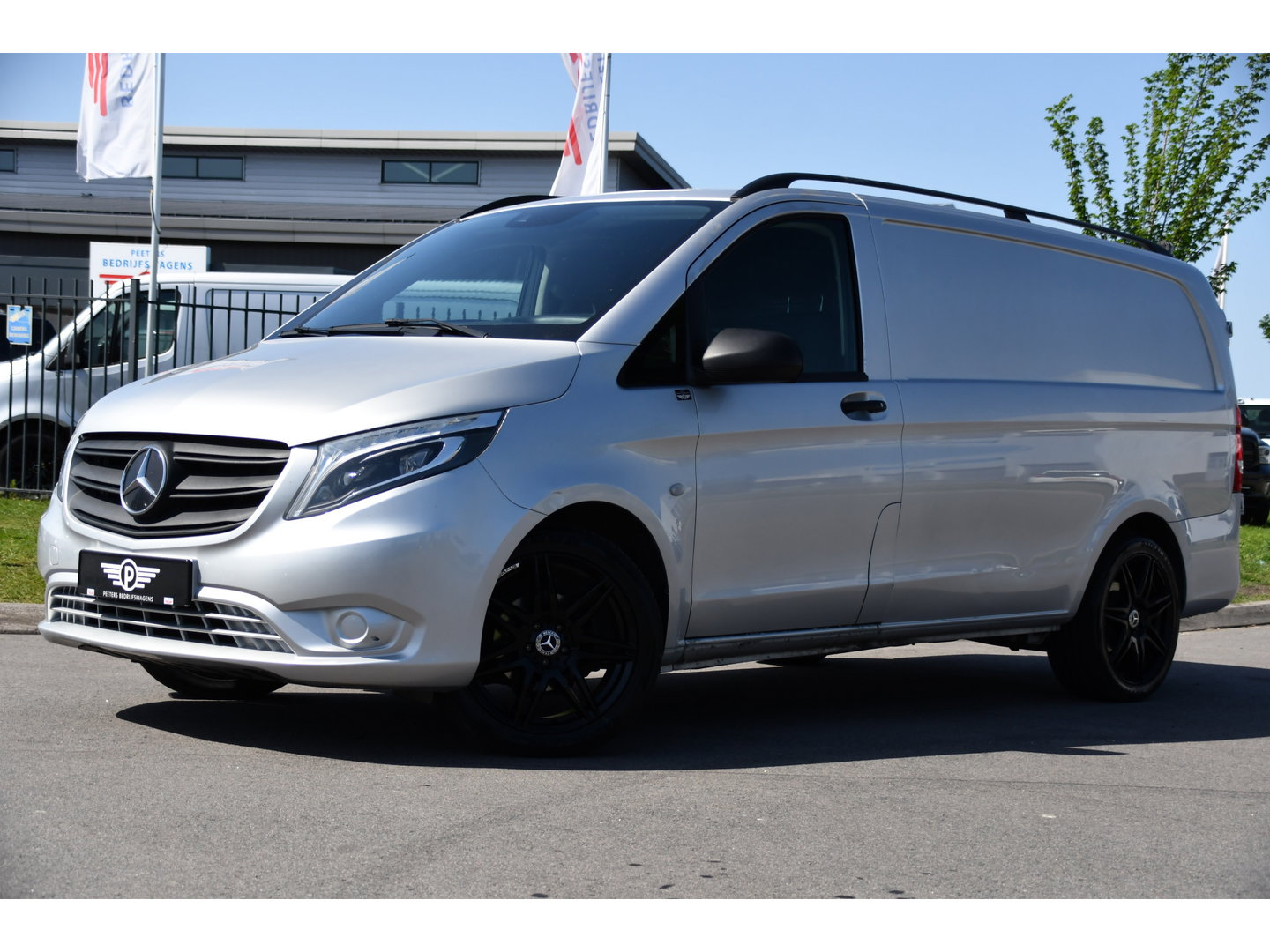 Mercedes-Benz Vito 116 CDI L2 PB Edition Camera, Cruise, Carplay, Stoelverwarming, LED, Automaat, Trekhaak, Standkachel, Multimedia, 164pk, Uniek!