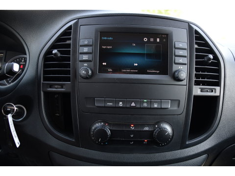 Mercedes-Benz Vito 116 CDI L2 PB Edition Camera, Cruise, Carplay, Stoelverwarming, LED, Automaat, Trekhaak, Standkachel, Multimedia, 164pk, Uniek!