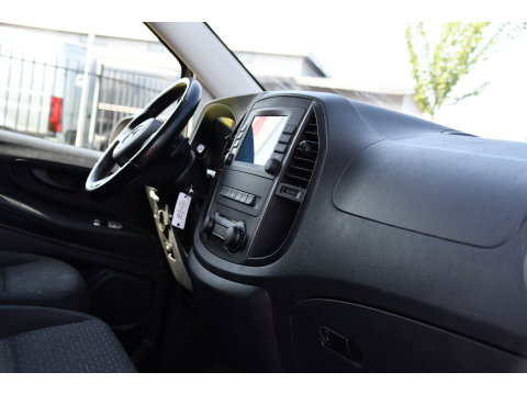 Mercedes-Benz Vito 116 CDI L2 PB Edition Camera, Cruise, Carplay, Stoelverwarming, LED, Automaat, Trekhaak, Standkachel, Multimedia, 164pk, Uniek!