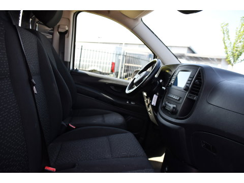 Mercedes-Benz Vito 116 CDI L2 PB Edition Camera, Cruise, Carplay, Stoelverwarming, LED, Automaat, Trekhaak, Standkachel, Multimedia, 164pk, Uniek!