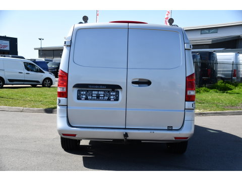 Mercedes-Benz Vito 116 CDI L2 PB Edition Camera, Cruise, Carplay, Stoelverwarming, LED, Automaat, Trekhaak, Standkachel, Multimedia, 164pk, Uniek!