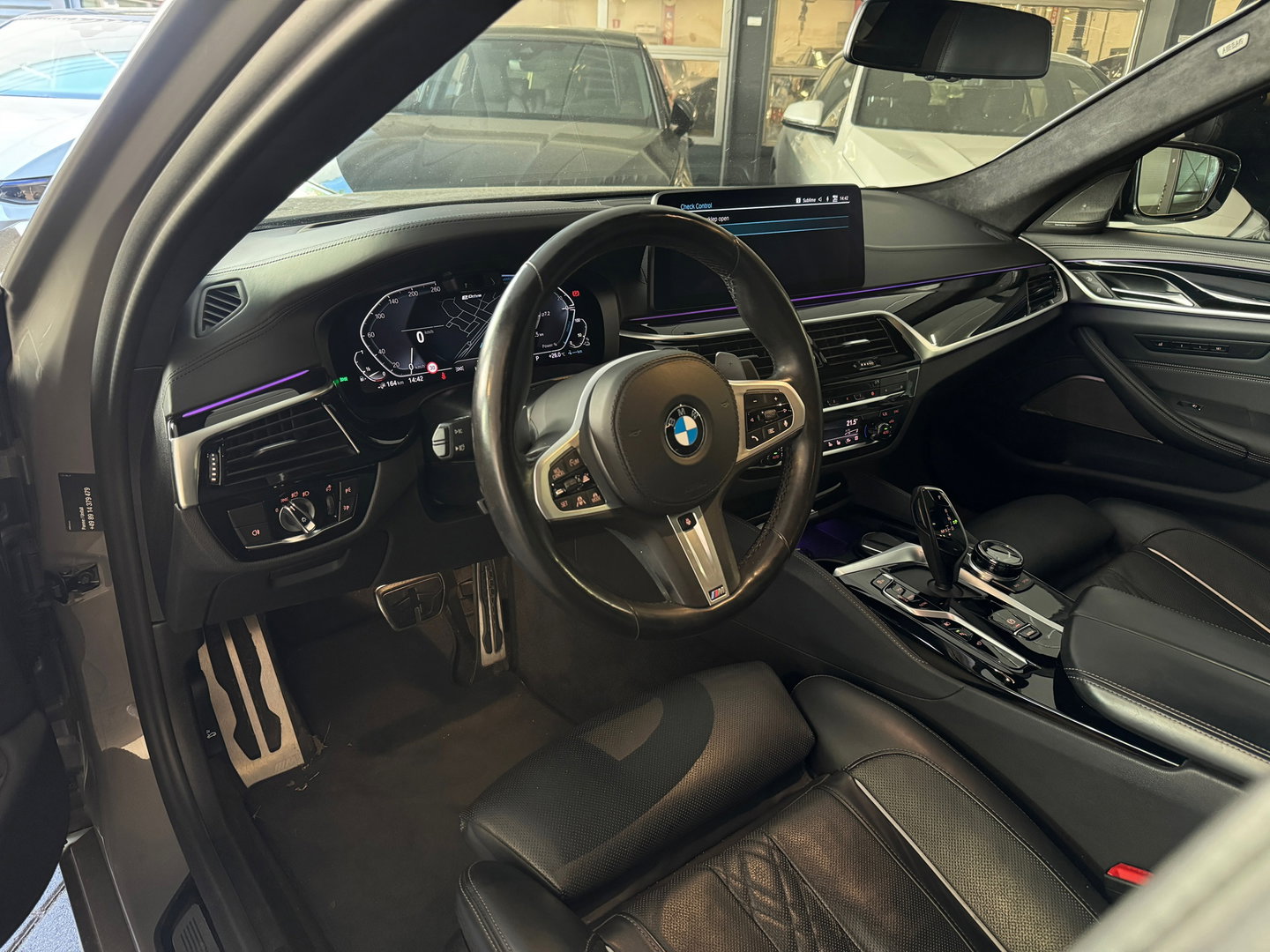 BMW 5 Serie 545e xDrive High Executive Pano|Memory|BTW|H/K|HuD