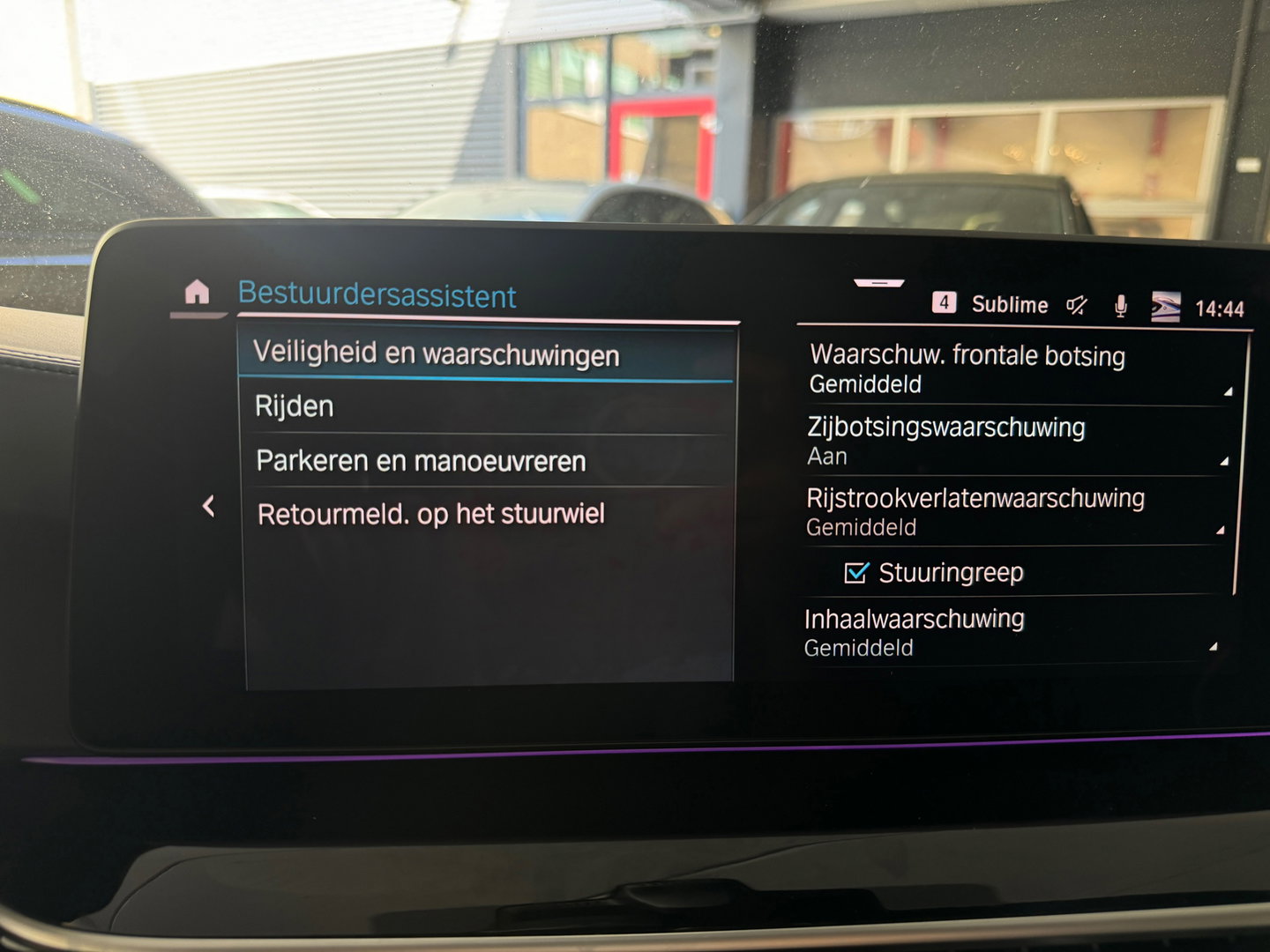 BMW 5 Serie 545e xDrive High Executive Pano|Memory|BTW|H/K|HuD