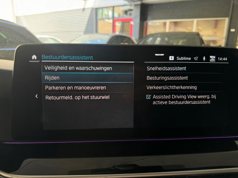 BMW 5 Serie 545e xDrive High Executive Pano|Memory|BTW|H/K|HuD
