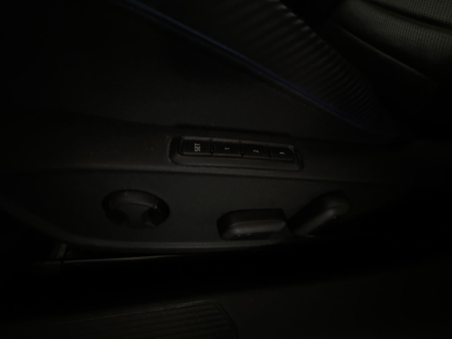 Volkswagen Golf 2.0 TSI R 4M Performance Pano|Memory|H/K|IQ