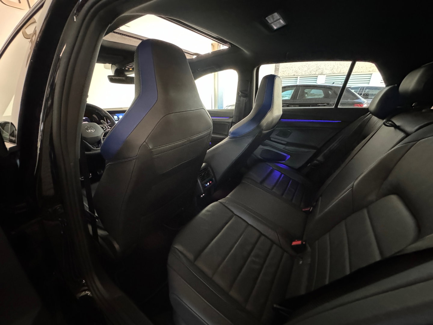 Volkswagen Golf 2.0 TSI R 4M Performance Pano|Memory|H/K|IQ