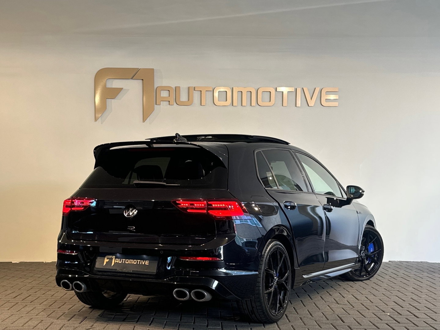 Volkswagen Golf 2.0 TSI R 4M Performance Pano|Memory|H/K|IQ