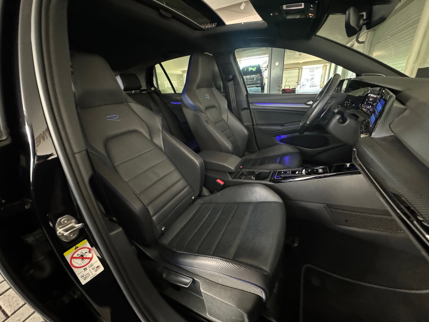 Volkswagen Golf 2.0 TSI R 4M Performance Pano|Memory|H/K|IQ