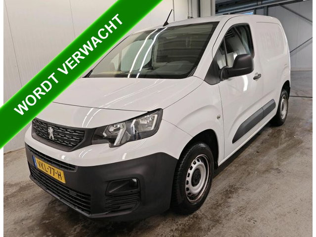 Peugeot Partner - 1.2 Benzine 111PK Euro6 Premium / Airco / Navigatie / Cruise-ctr. / Schuifdeur + Raam / Radio multimedia