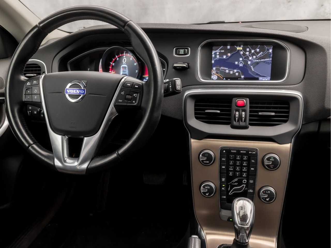 Volvo V40
