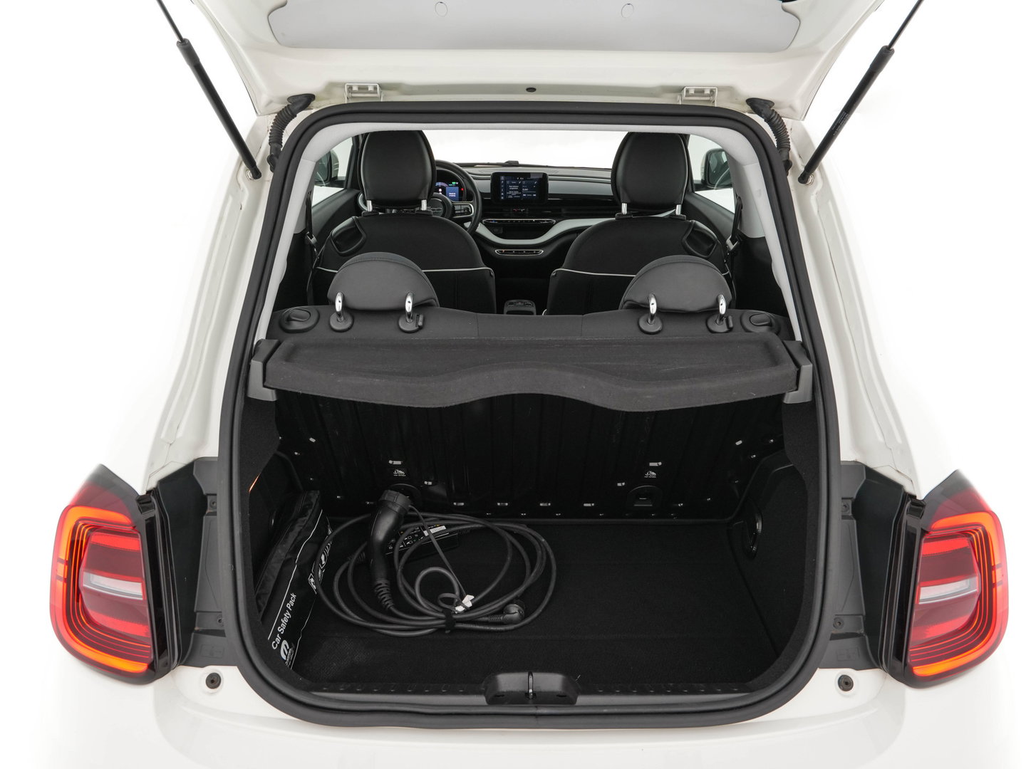 Fiat 500 Action 24 kWh [ 3-Fase ] {SOH-90%} (INCL.BTW) *CARPLAY | DIGI-COCKPIT | DAB | COMFORT-SEATS | ECC | CRUISE*